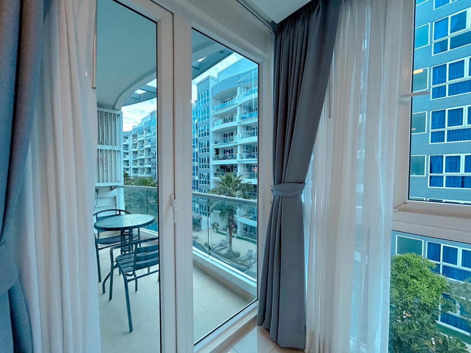 Grand Avenue Residence Condominium Pattaya Esterno foto