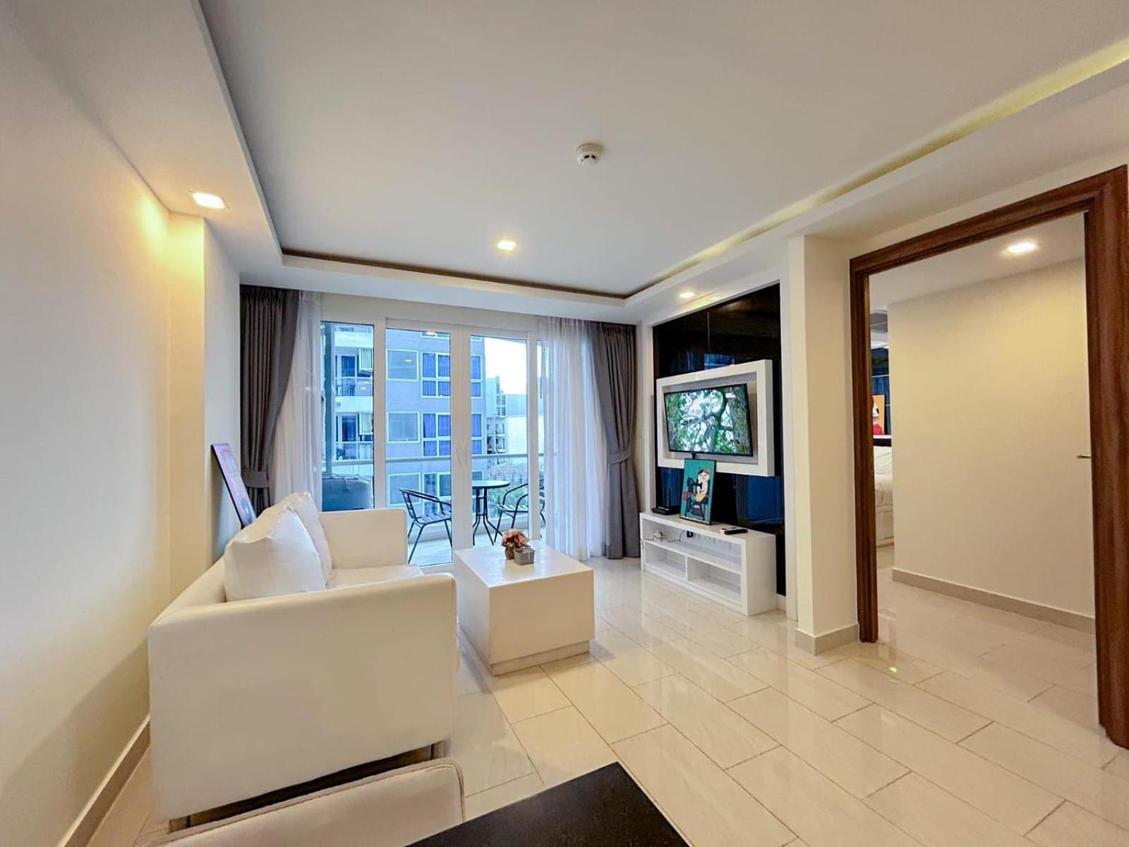 Grand Avenue Residence Condominium Pattaya Esterno foto