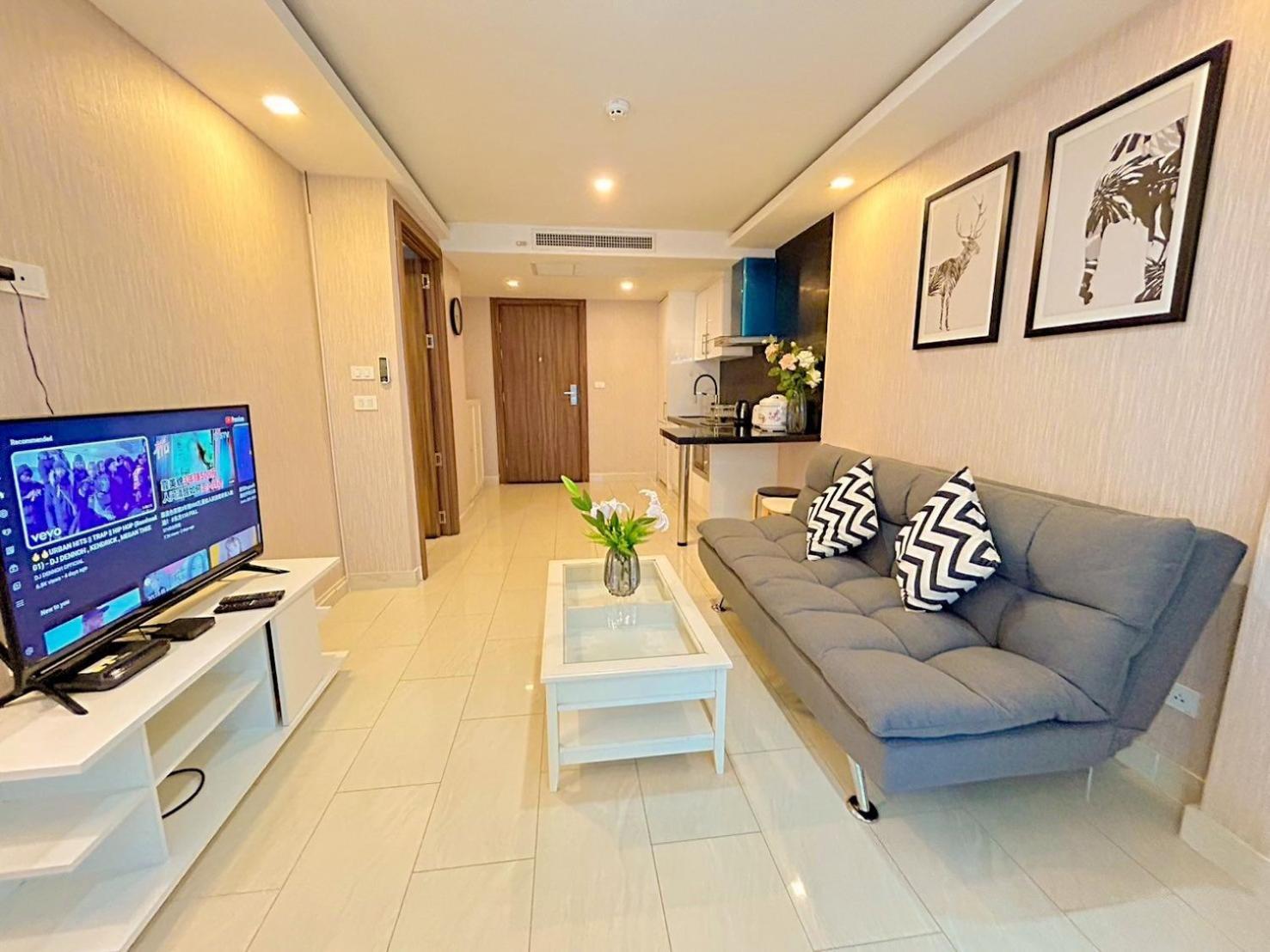 Grand Avenue Residence Condominium Pattaya Esterno foto