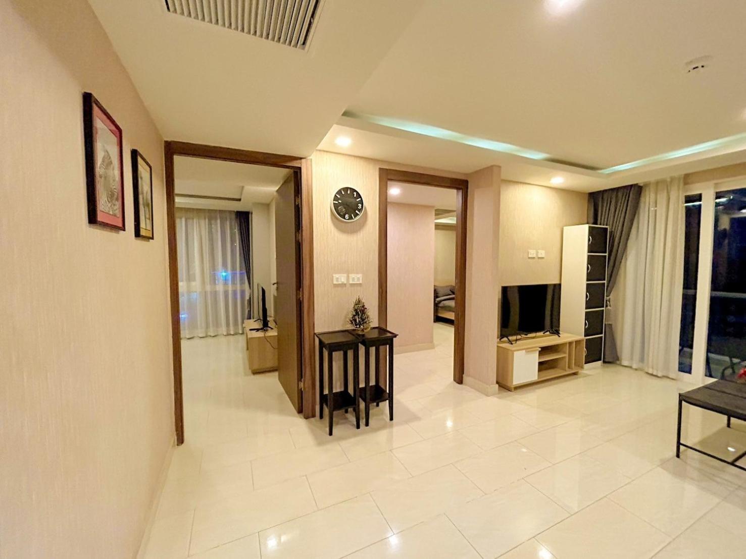 Grand Avenue Residence Condominium Pattaya Esterno foto