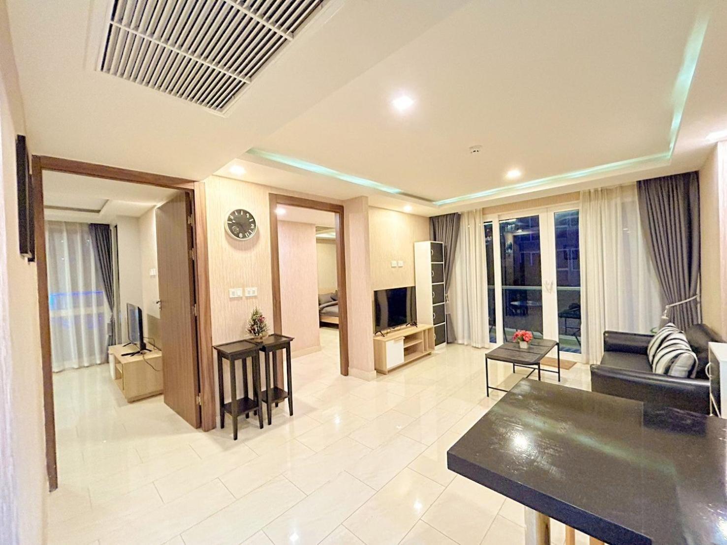 Grand Avenue Residence Condominium Pattaya Esterno foto