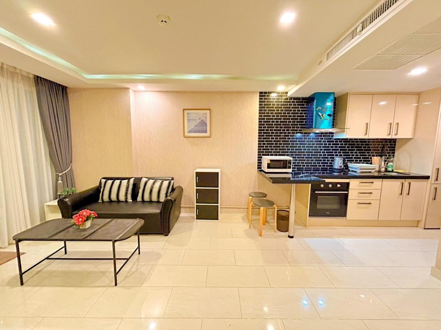 Grand Avenue Residence Condominium Pattaya Esterno foto