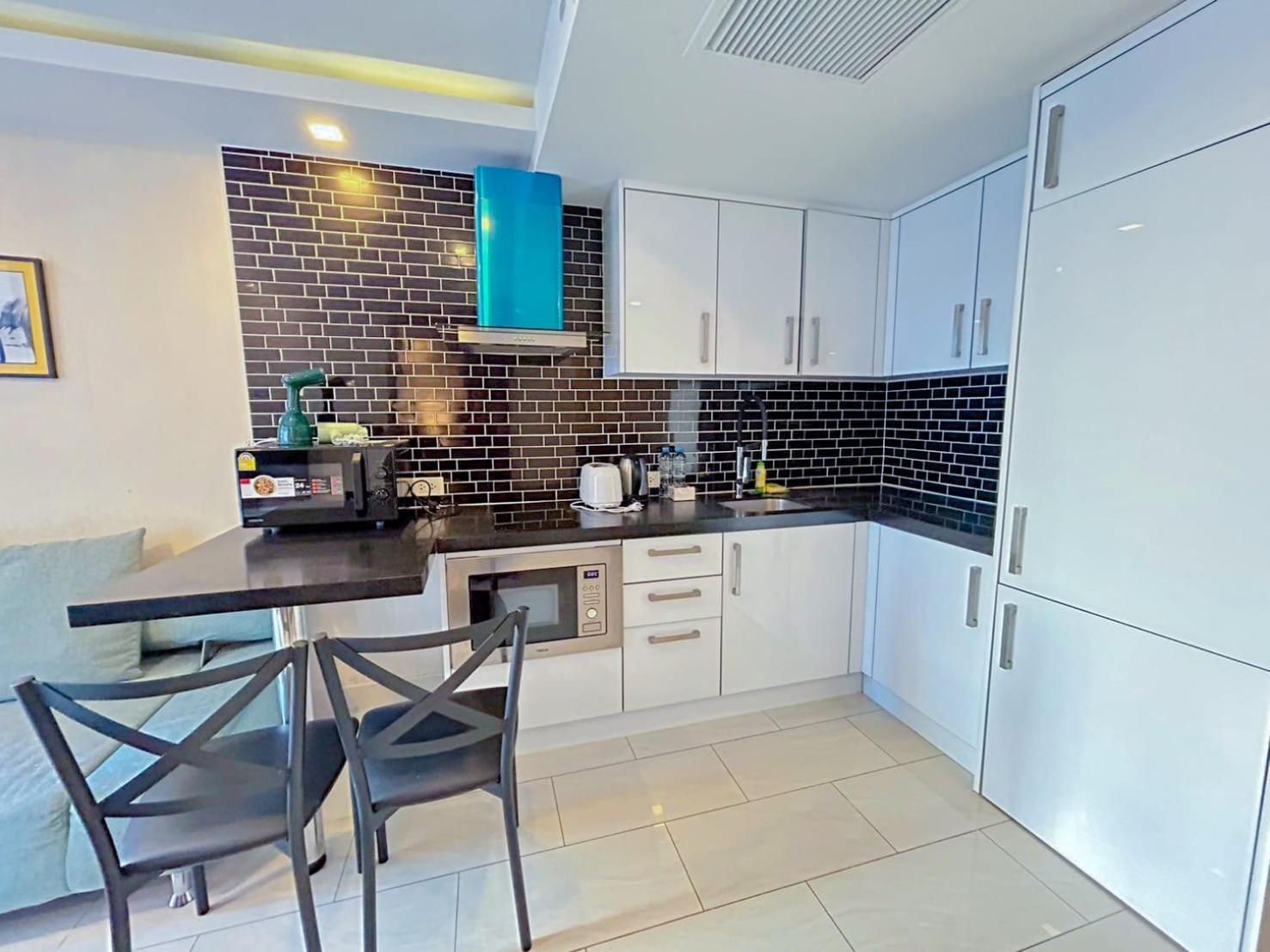 Grand Avenue Residence Condominium Pattaya Esterno foto